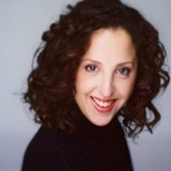 Meet your Posher, Alexis - Picture 1 of 1